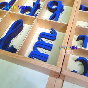 Chữ gỗ - Giáo cụ ngôn ngữ Montessori